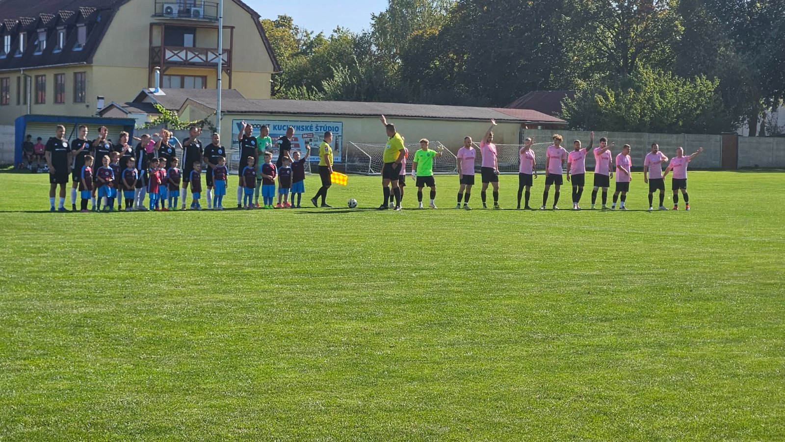 Naše futbalové nádeje z U7 sprevádzali A-tím!